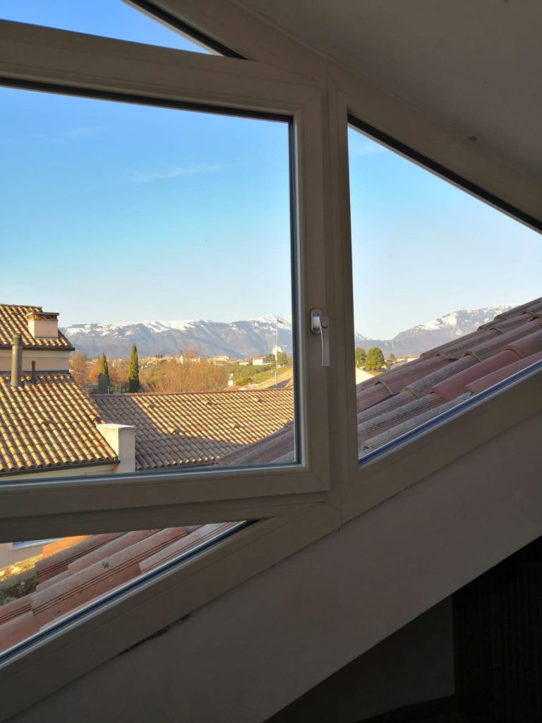 Realizzazioni, vista interna